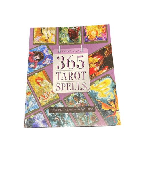 365 Tarot Spells by Sasha Graham - Witch Chest