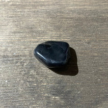 Load image into Gallery viewer, Black Onyx - Witch Chest