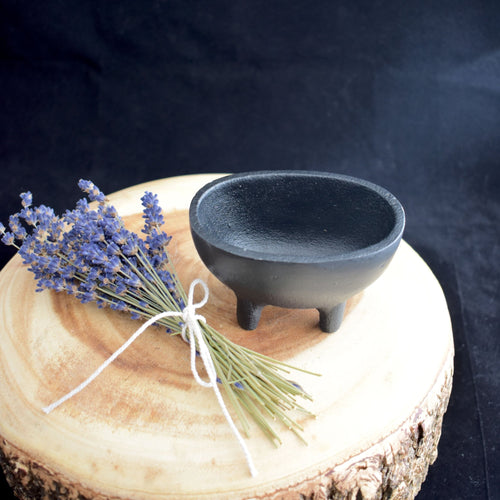 Cast Iron Oval Cauldron - 2 Types - witchchest