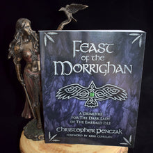 Load image into Gallery viewer, Feast Of The Morrighan By Christopher Penczak - Witch Chest