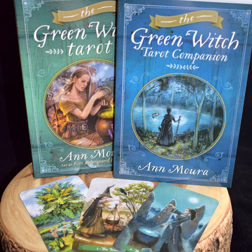 Green Witch Tarot - By Ann Moura - witchchest