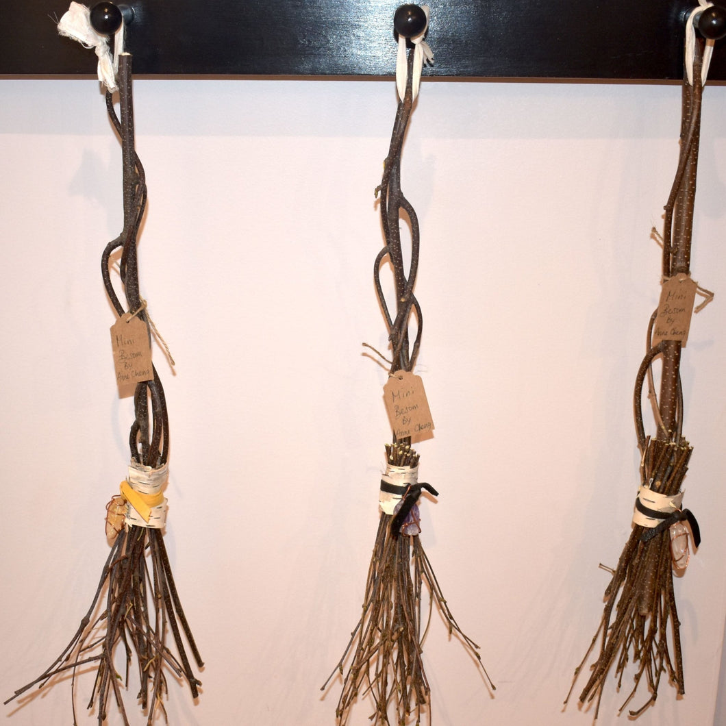 Miniature Besom/Broom With Crystal By Anne Cheng (Gatineau) - Witch Chest