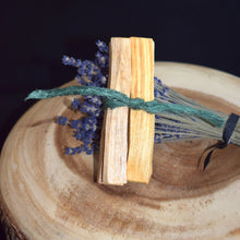 Load image into Gallery viewer, Palo Santo Bundle - 3 Sticks - witchchest