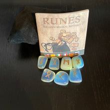 Load image into Gallery viewer, Premium Crystal Runes -2 Types - Witch Chest