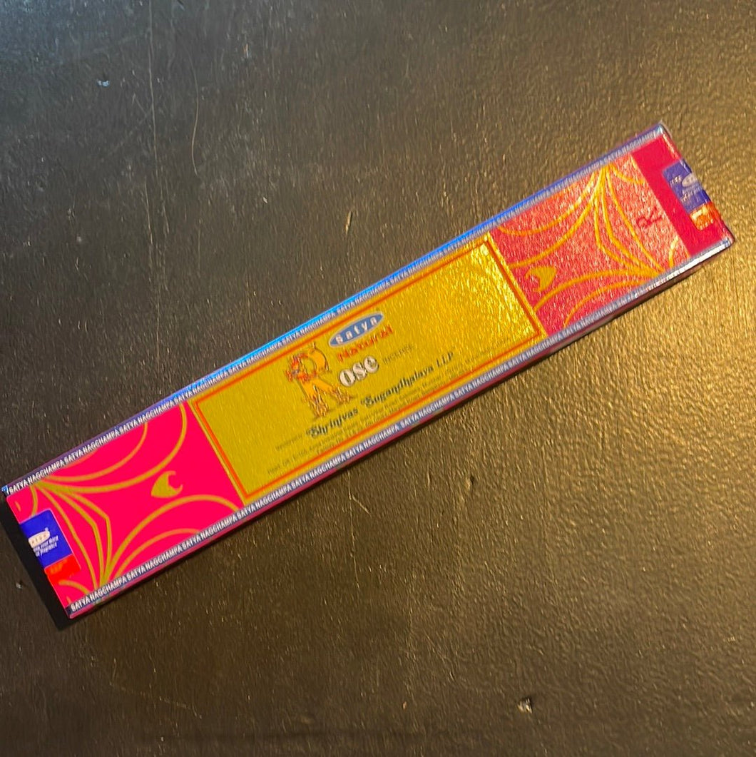 Satya Natural Rose Incense Sticks - 15g - Witch Chest