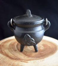 Load image into Gallery viewer, Small Cast Iron Cauldron With Lid - 3 Types - witchchest