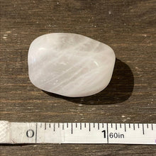 Load image into Gallery viewer, Snow Quartz - Namibia - Witch Chest
