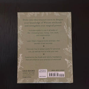 The Green Wiccan Spell Book - Witch Chest